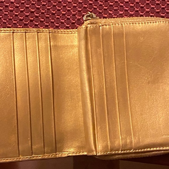 💛Fendi Wallet - Picture 2 of 5